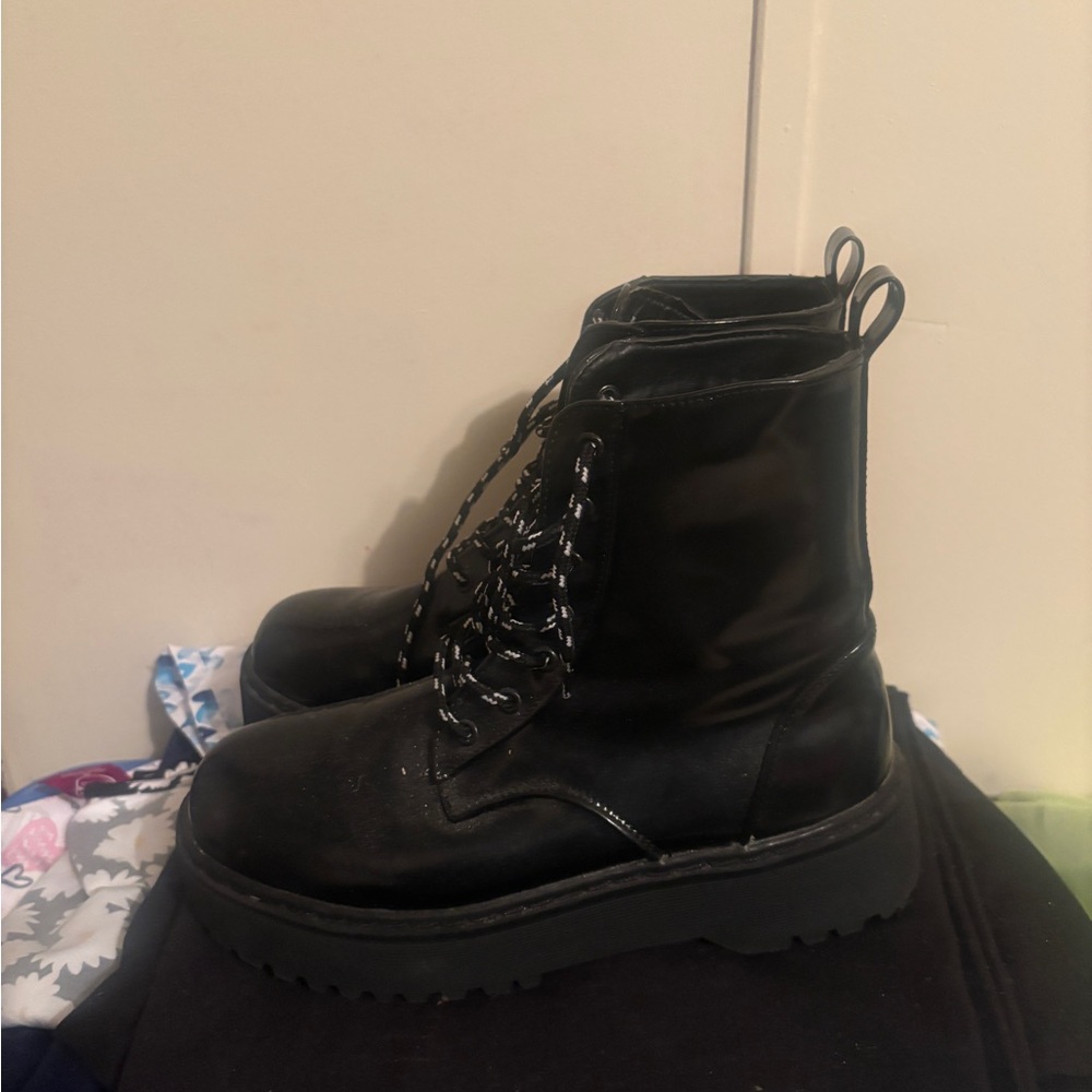 Black Ankle Boots Size 8.5
